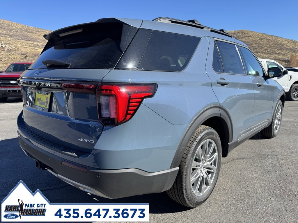 New 2025 Ford Explorer Active w/ Active Comfort Package image 3