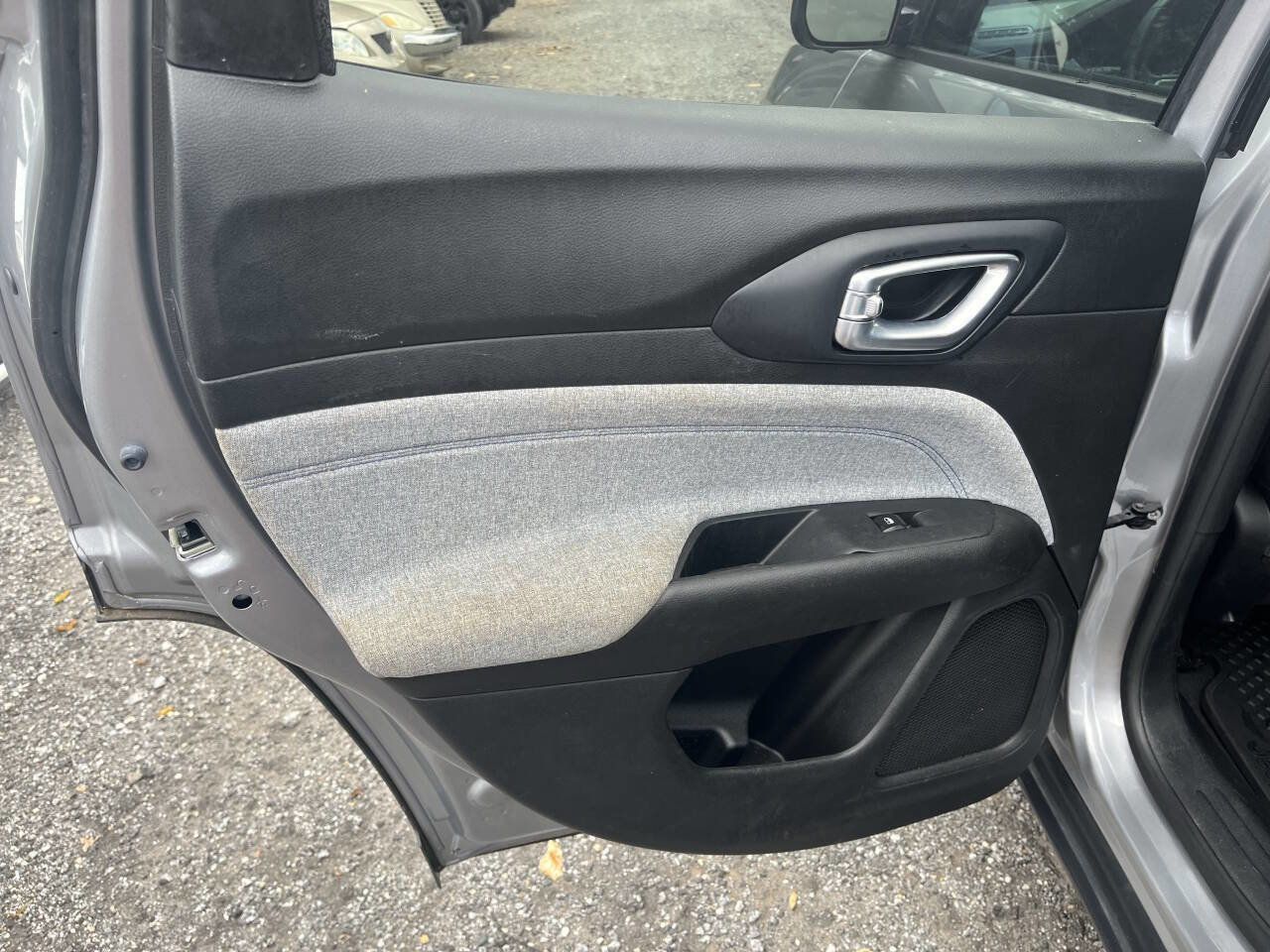 Used 2022 Jeep Compass Latitude w/ Convenience Group image 14