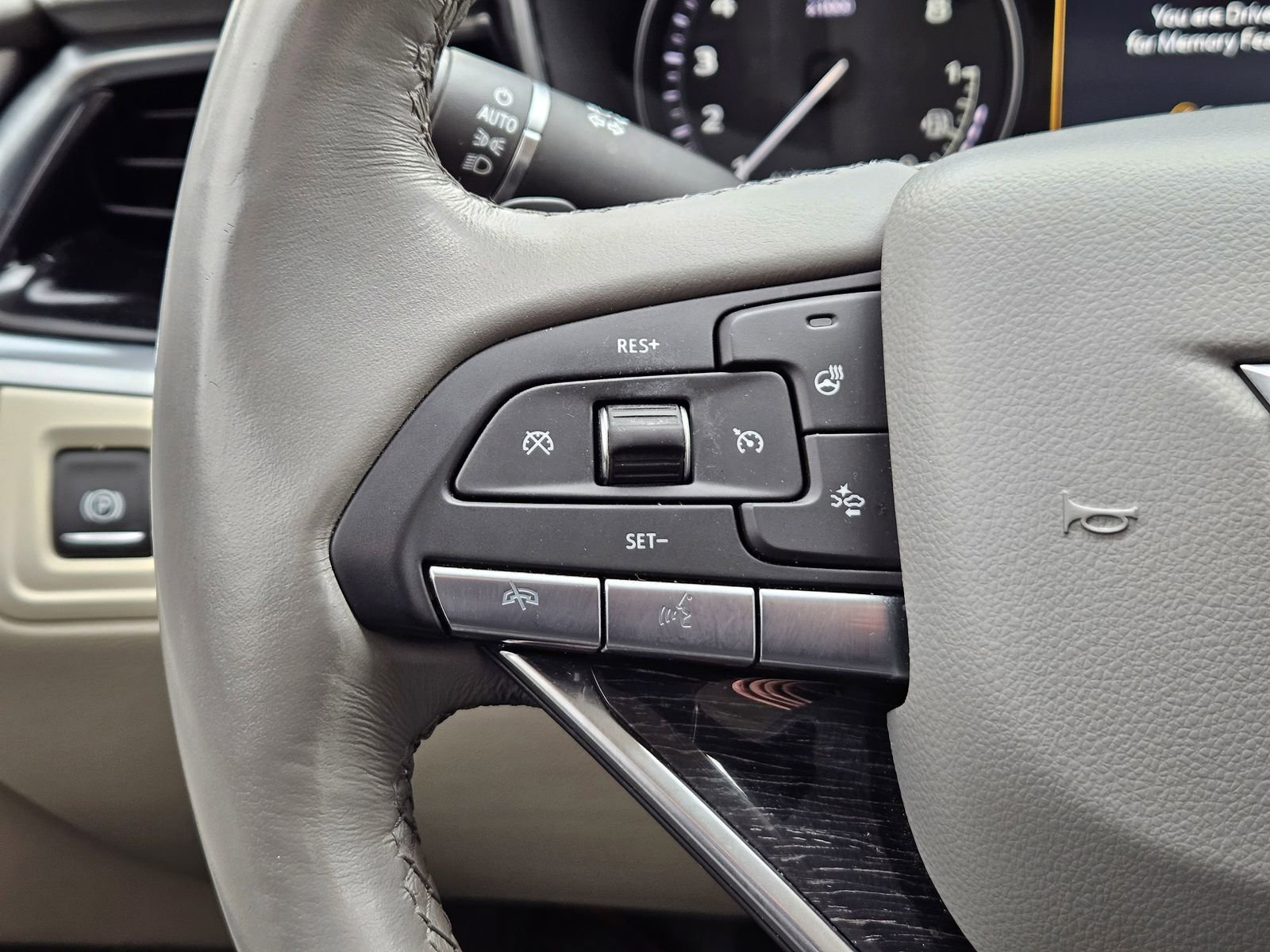 Used 2021 Cadillac XT6 Premium Luxury image 25