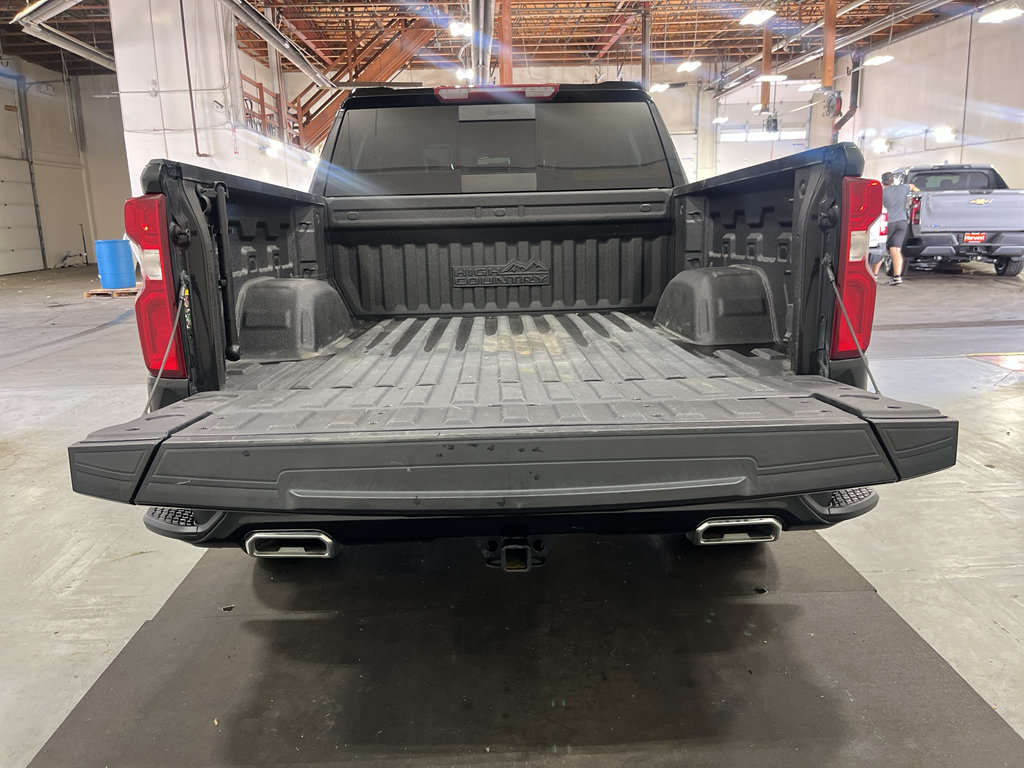 Certified 2022 Chevrolet Silverado 1500 High Country AWD/4WD image 27