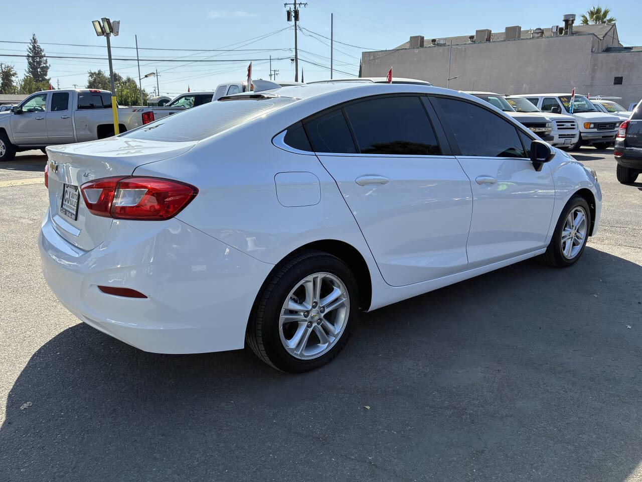 Used 2018 Chevrolet Cruze LT w/ LT Fleet Convenience Package image 2