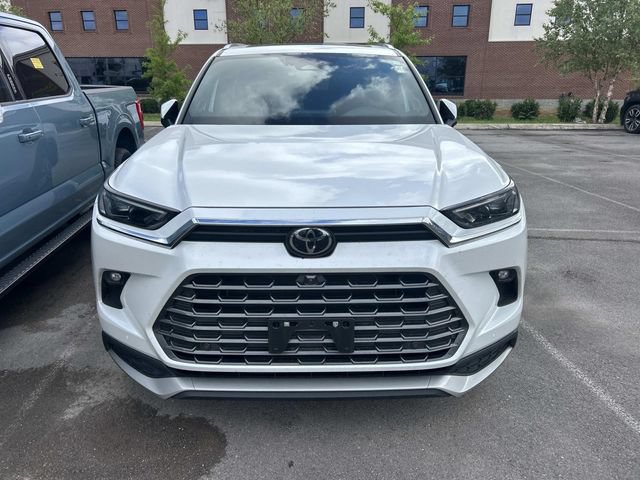 Used 2024 Toyota Grand Highlander AWD Hybrid image 2