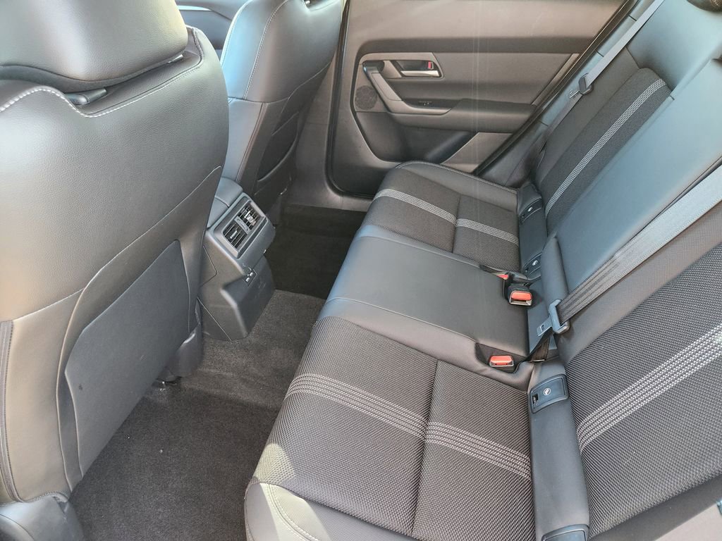 Used 2024 MAZDA CX-50 AWD 2.5 S w/ Premium Package image 18