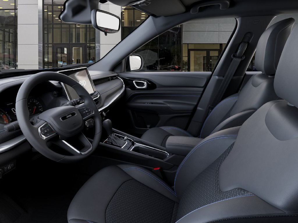 New 2026 Jeep Compass Latitude AWD/4WD image 22
