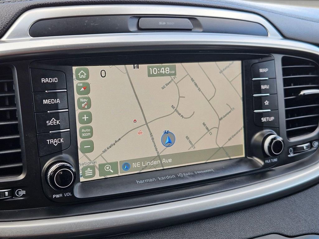 Used 2019 Kia Sorento SX w/ SX Touring Package image 18