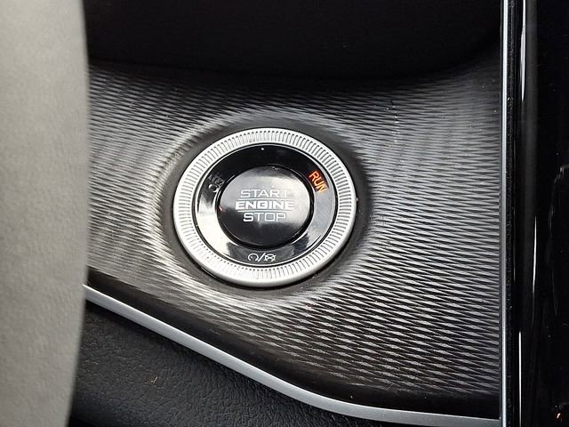 Used 2024 Jeep Grand Cherokee L Laredo AWD/4WD image 22