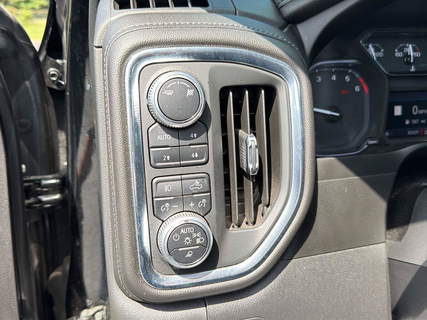 Certified 2019 GMC Sierra 1500 SLT w/ SLT Premium Plus Package AWD/4WD image 24