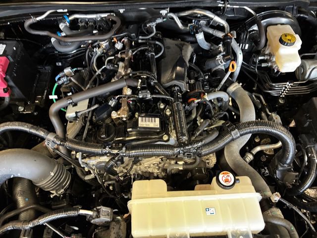 Used 2024 Toyota Tacoma SR5 AWD/4WD image 24