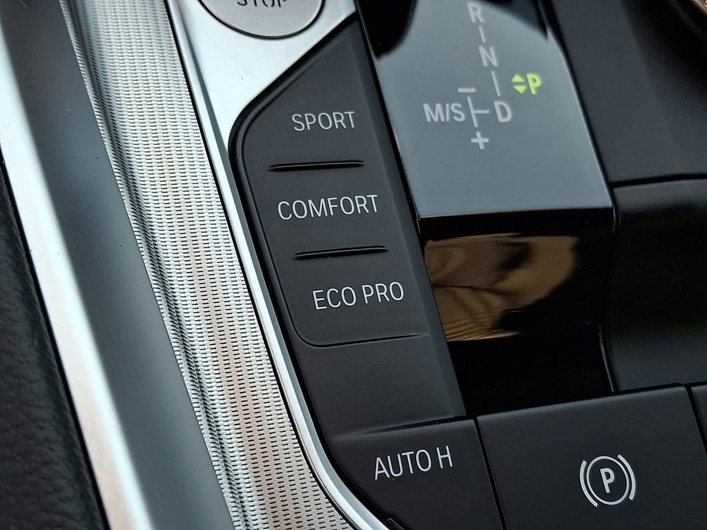 Certified 2024 BMW Z4 sDrive30i w/ Driving Assistance Package image 20