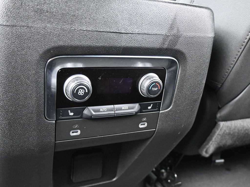 Used 2024 Chevrolet Tahoe RST w/ Luxury Package image 46