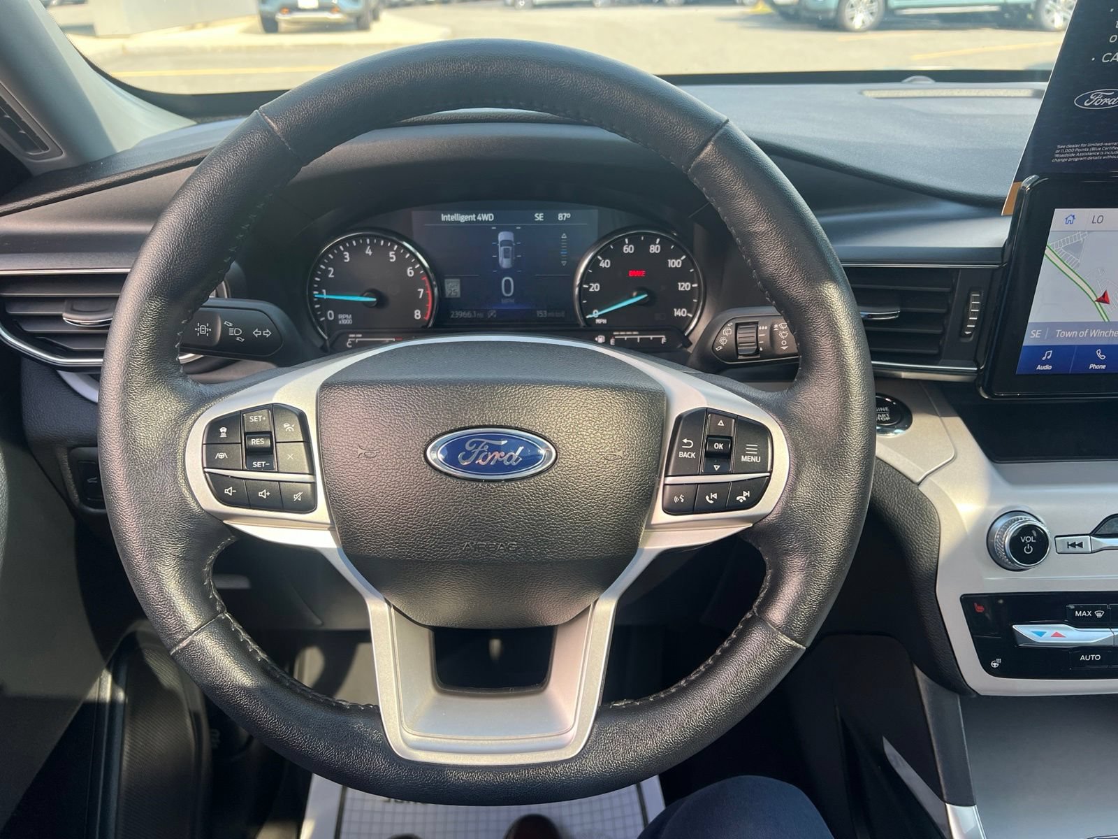 Certified 2024 Ford Explorer XLT w/ Equipment Group 202A AWD/4WD image 21