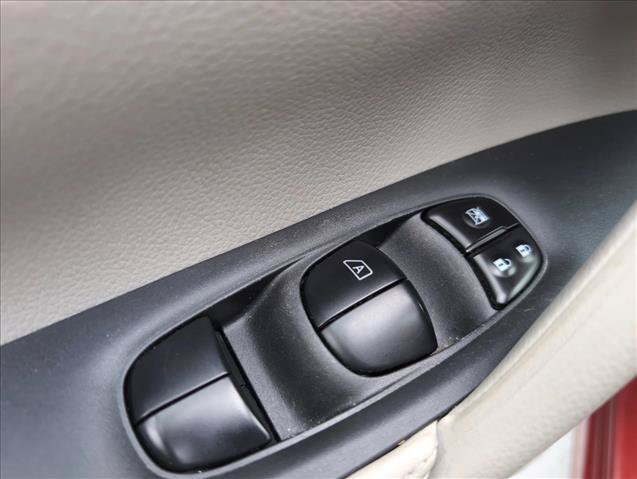 Used 2022 Nissan Rogue Sport SL AWD/4WD image 21