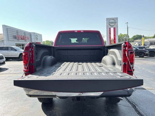 New 2026 RAM 2500 Big Horn AWD/4WD image 9