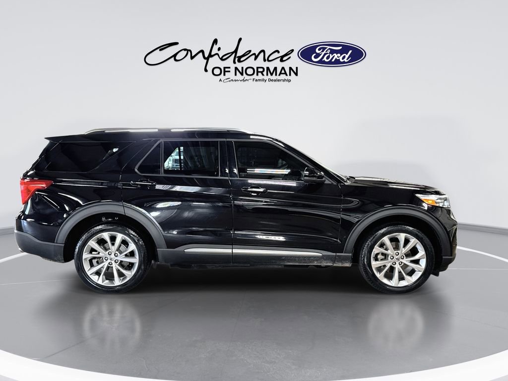 Used 2023 Ford Explorer Platinum w/ Technology Package AWD/4WD image 10
