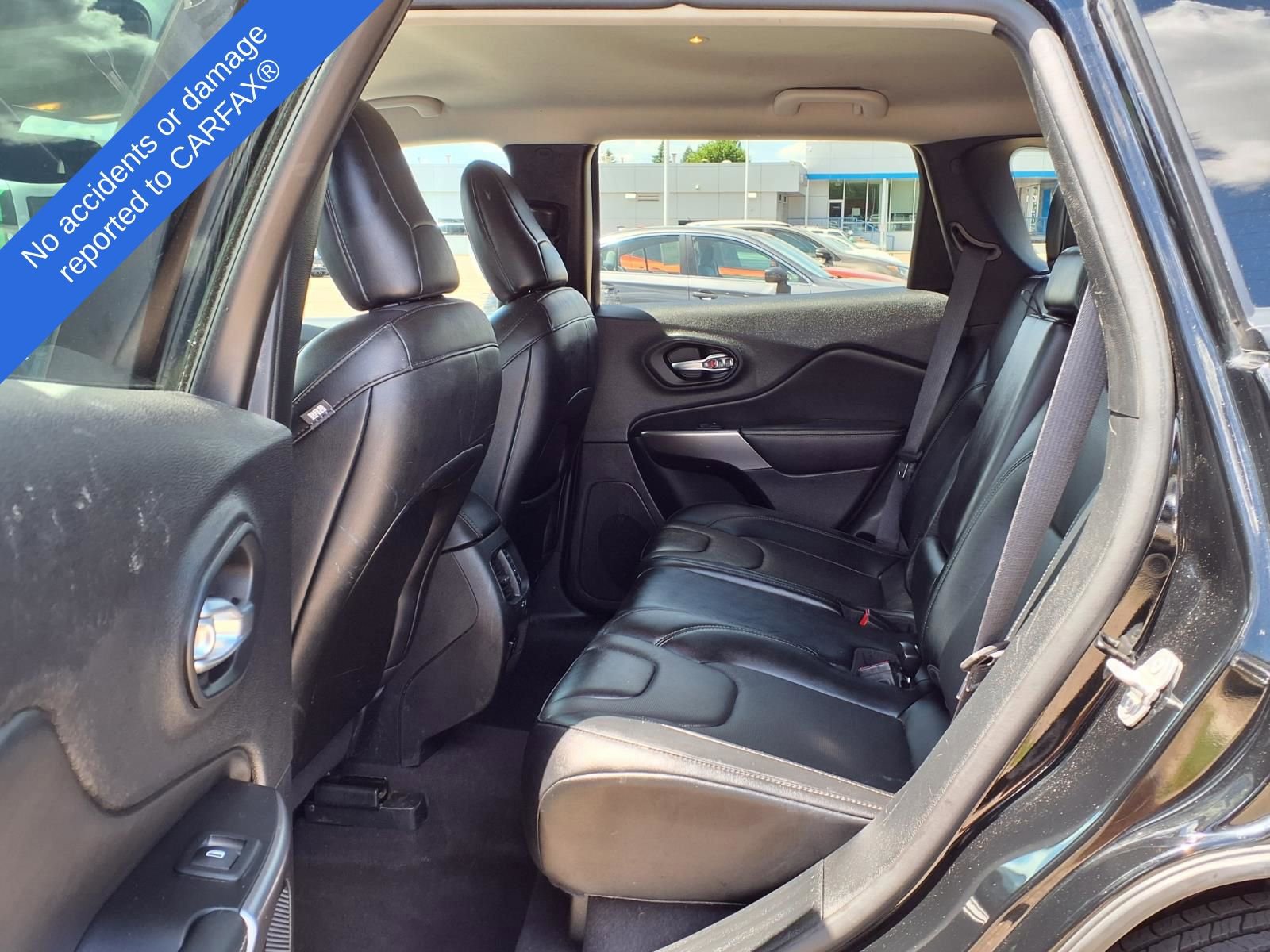 Used 2022 Jeep Cherokee Latitude Lux AWD/4WD image 13
