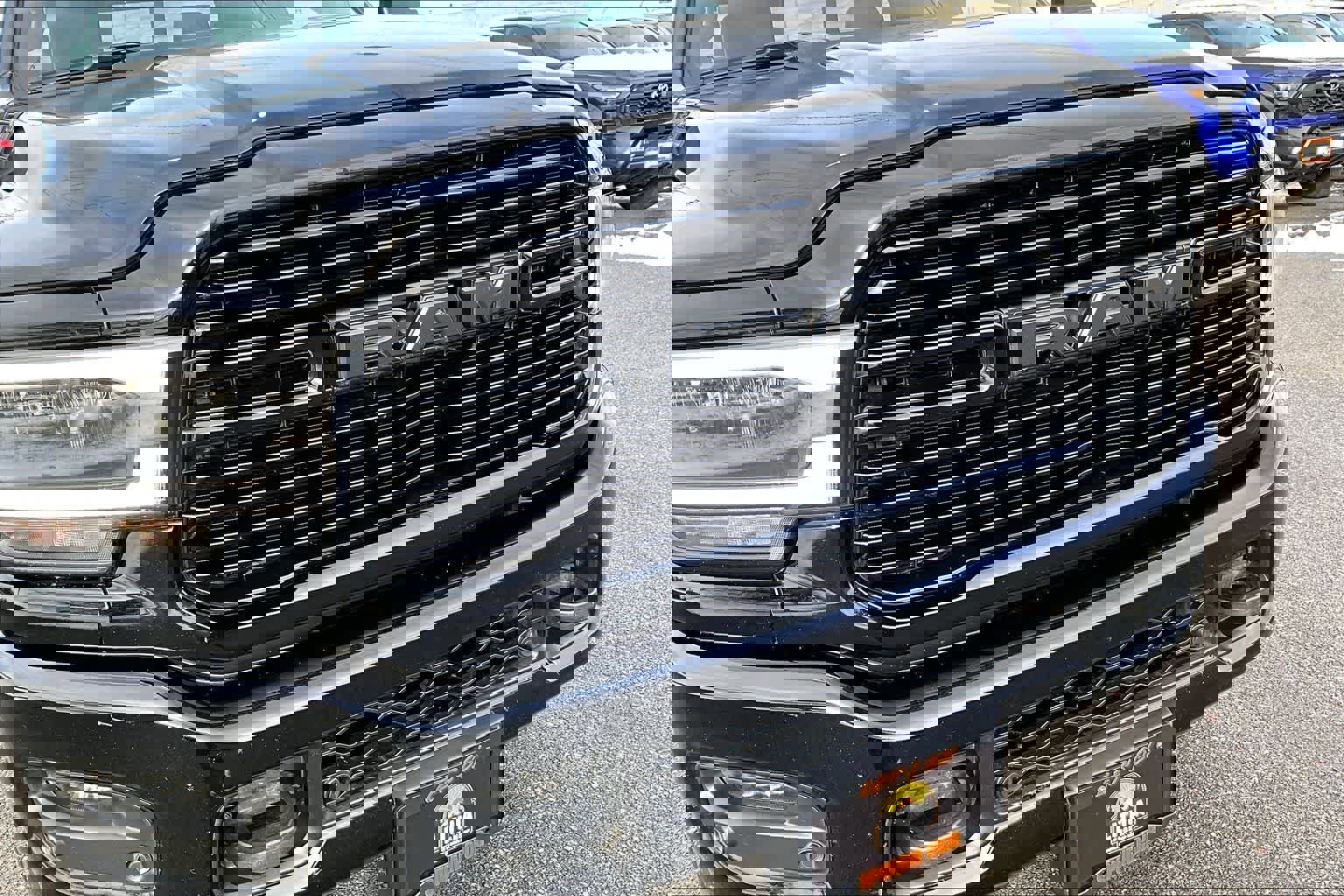 Used 2020 RAM 3500 Laramie image 33