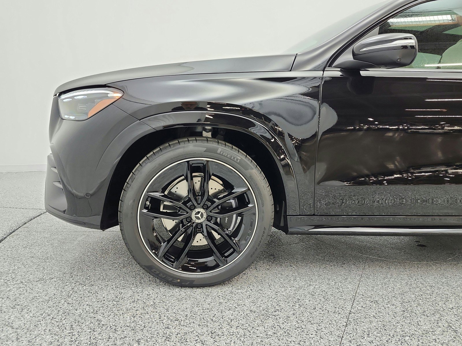 New 2026 Mercedes-Benz GLE 580 4MATIC image 16