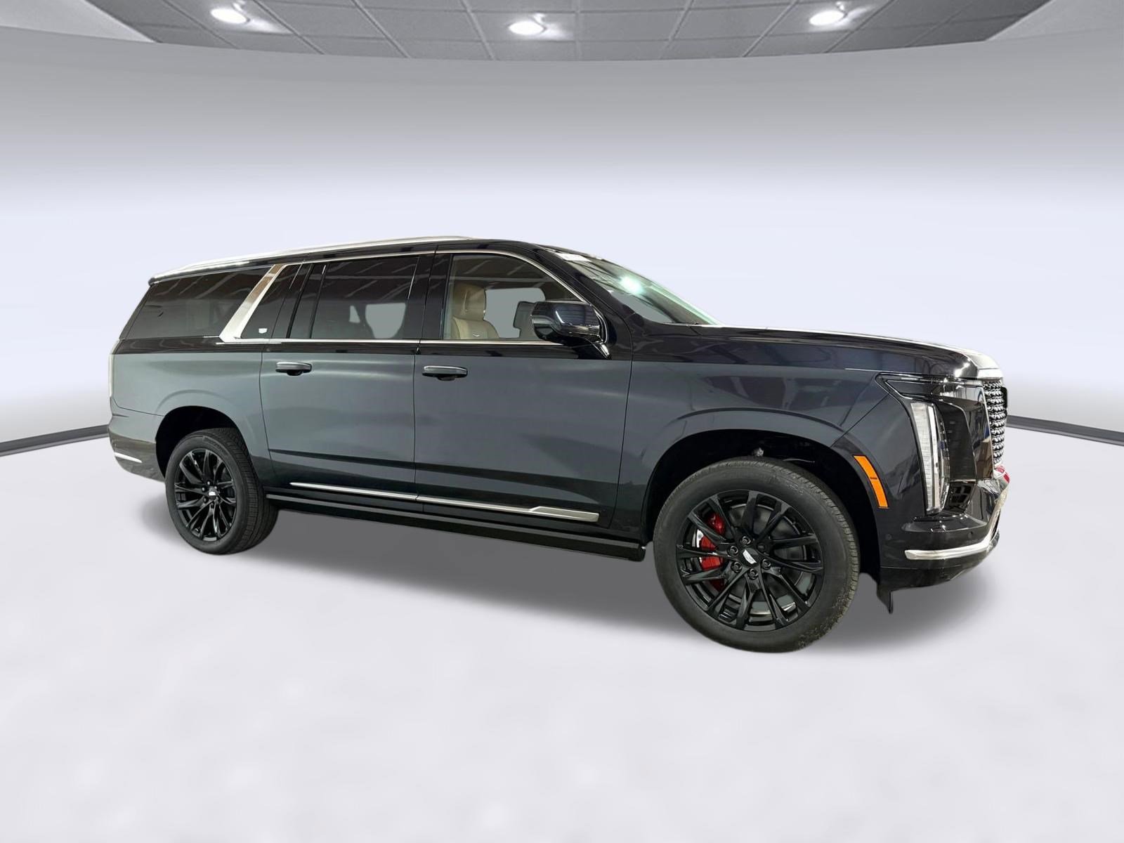 New 2026 Cadillac Escalade ESV Luxury AWD/4WD image 6