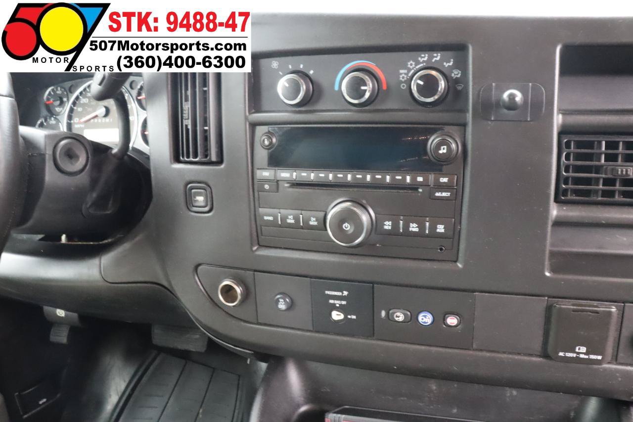 Used 2016 GMC Savana 3500 RWD image 18