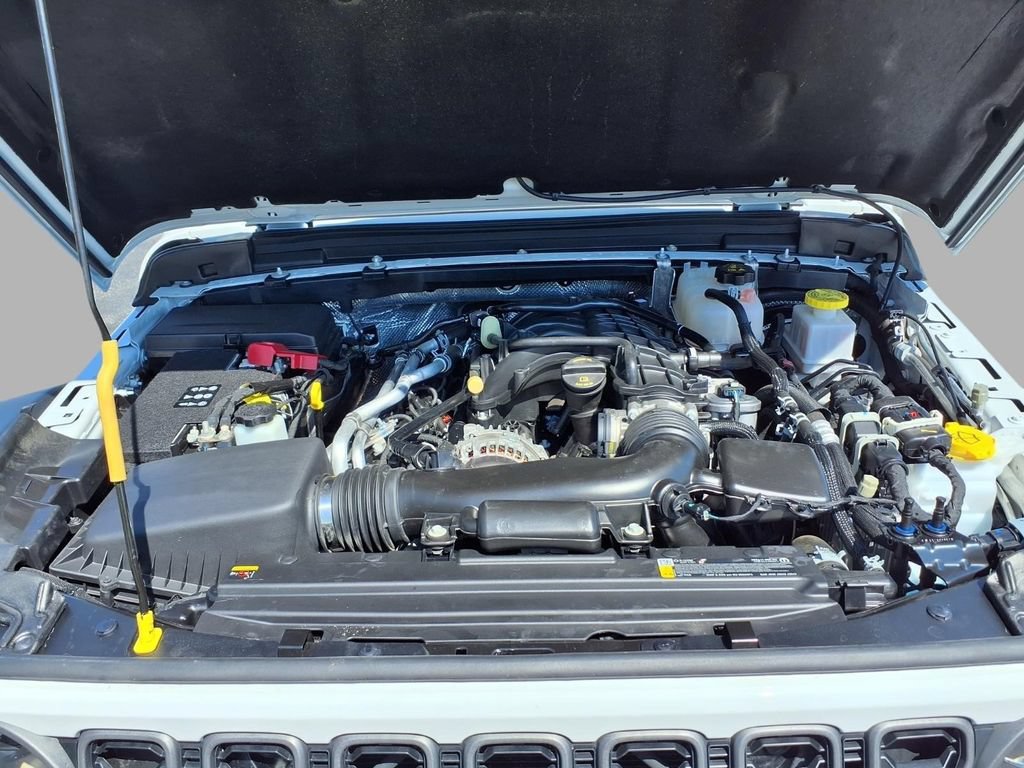Used 2026 Jeep Gladiator Rubicon w/ Steel Power Dome Hood Package AWD/4WD image 4