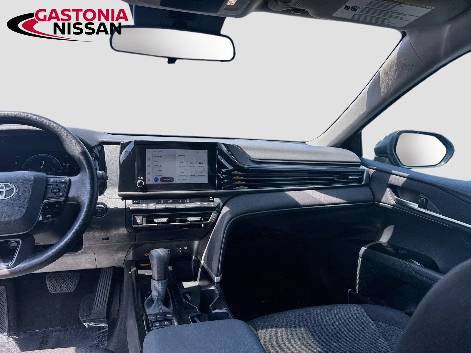 Used 2025 Toyota Camry LE FWD image 29