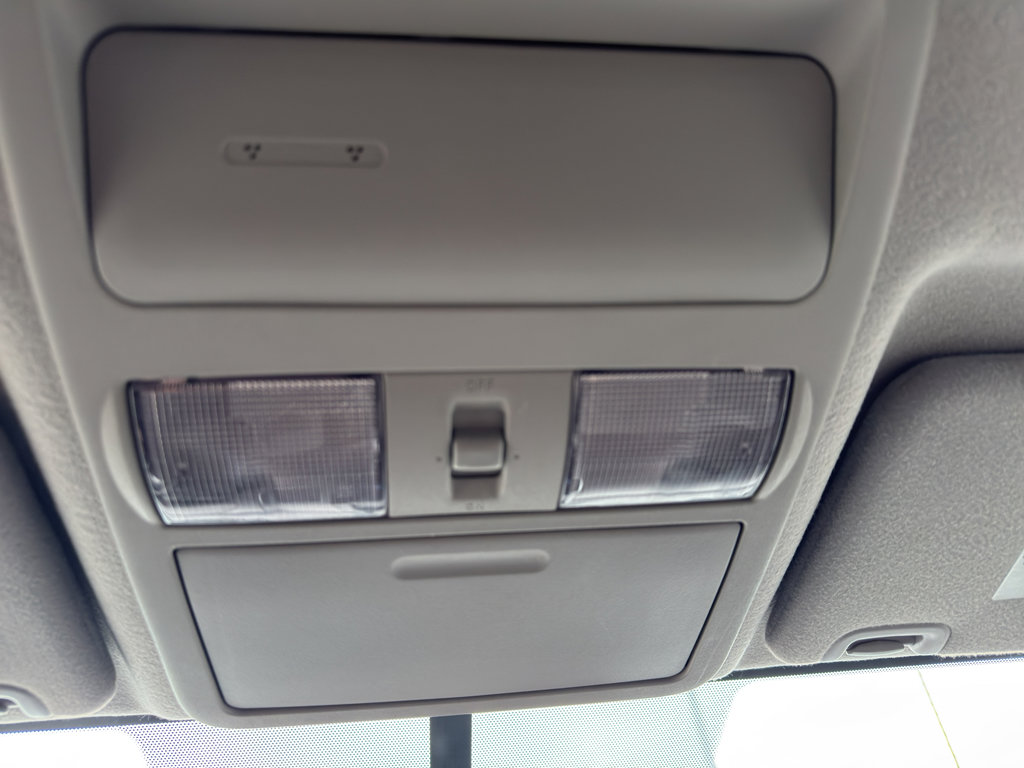 Used 2019 Nissan Frontier SV image 24