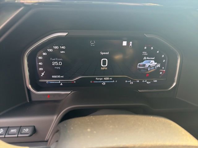 Used 2023 GMC Sierra 1500 AT4 w/ Technology Package image 10