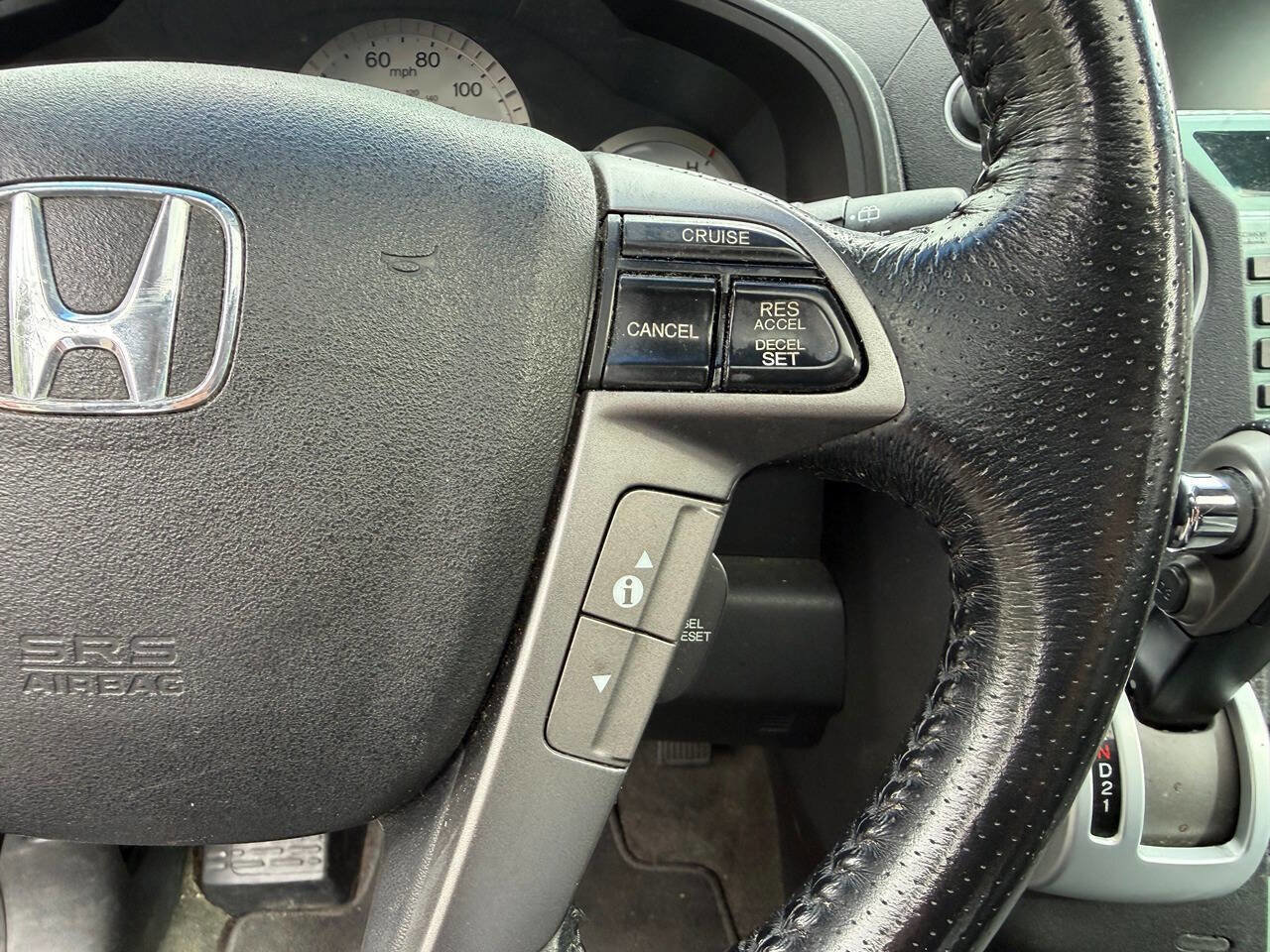 Used 2011 Honda Pilot Touring image 20