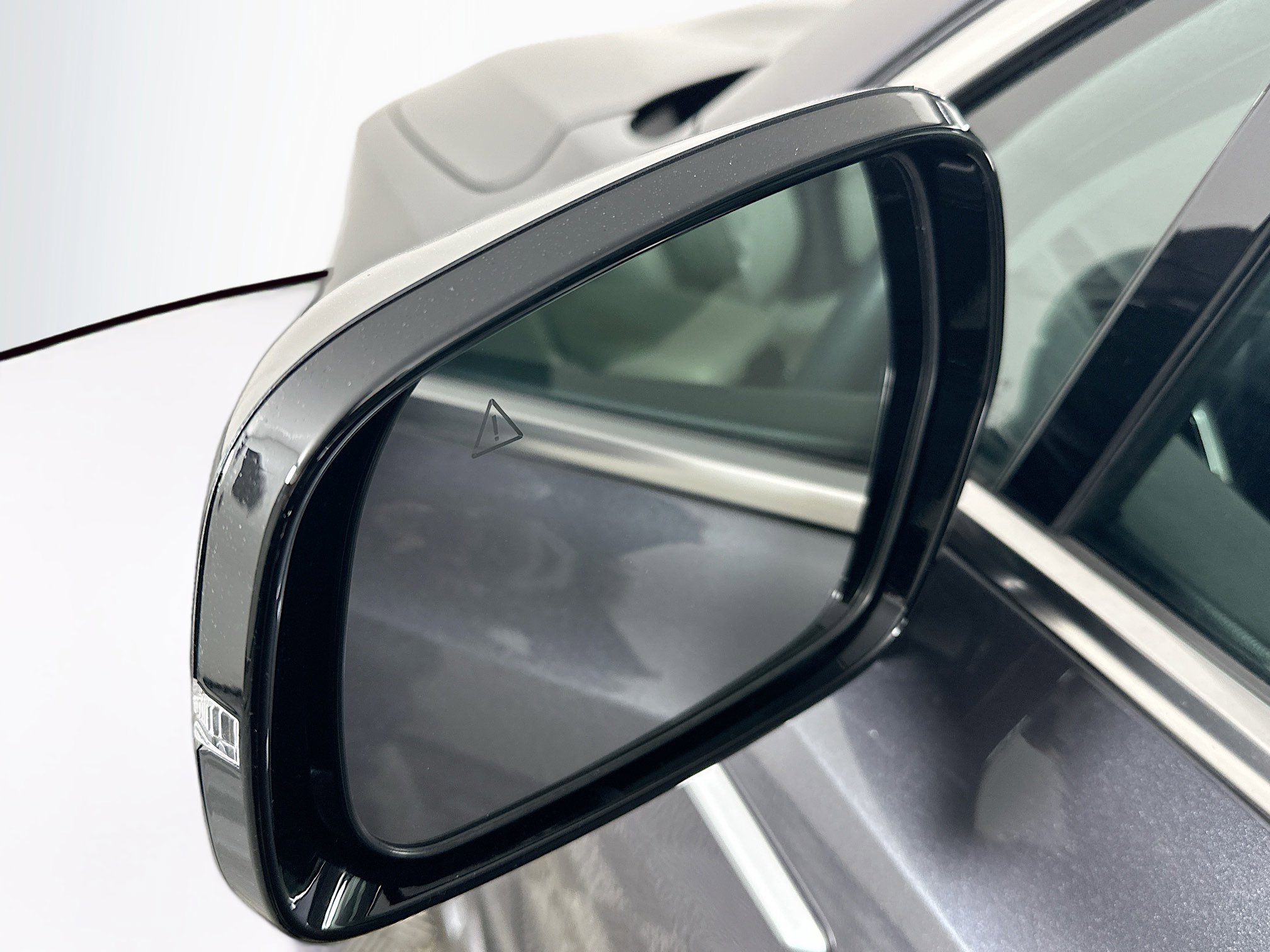 Used 2024 Kia Sorento SX Prestige image 16