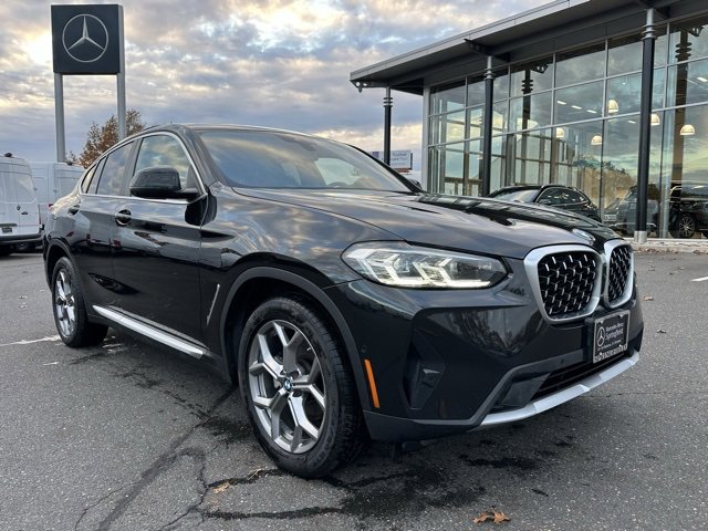 Used 2024 BMW X4 xDrive30i video 1