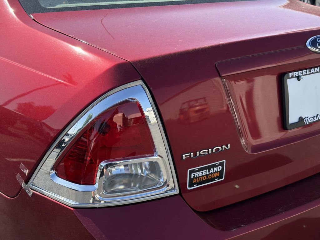 Used 2009 Ford Fusion S FWD image 12