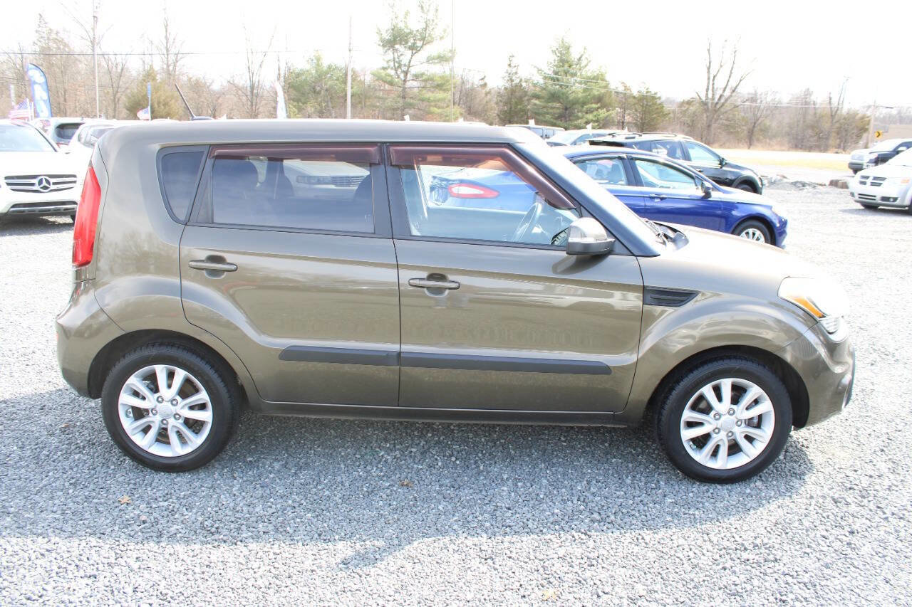 Used 2012 Kia Soul + image 6