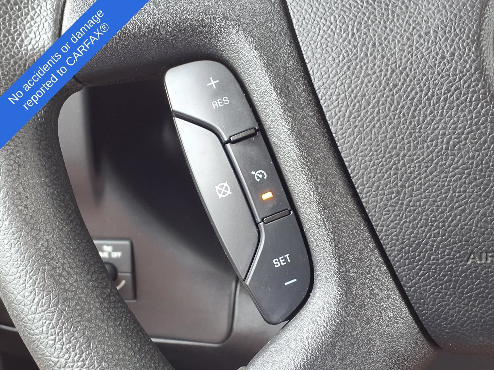 Used 2017 Chevrolet Express 2500 RWD image 24