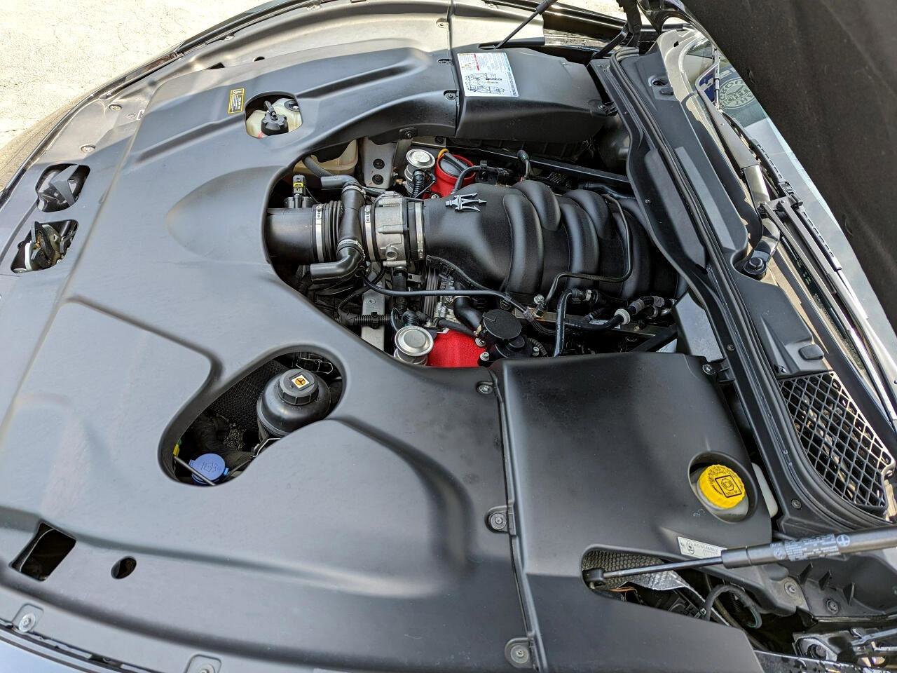 Used 2011 Maserati GranTurismo Convertible RWD image 36
