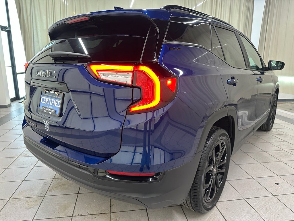 Certified 2022 GMC Terrain SLE w/ Driver Convenience Package image 5