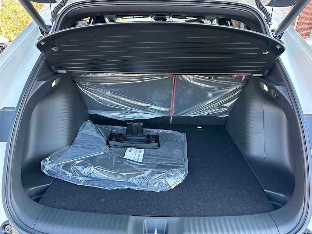 New 2025 Acura ADX A-Spec image 6