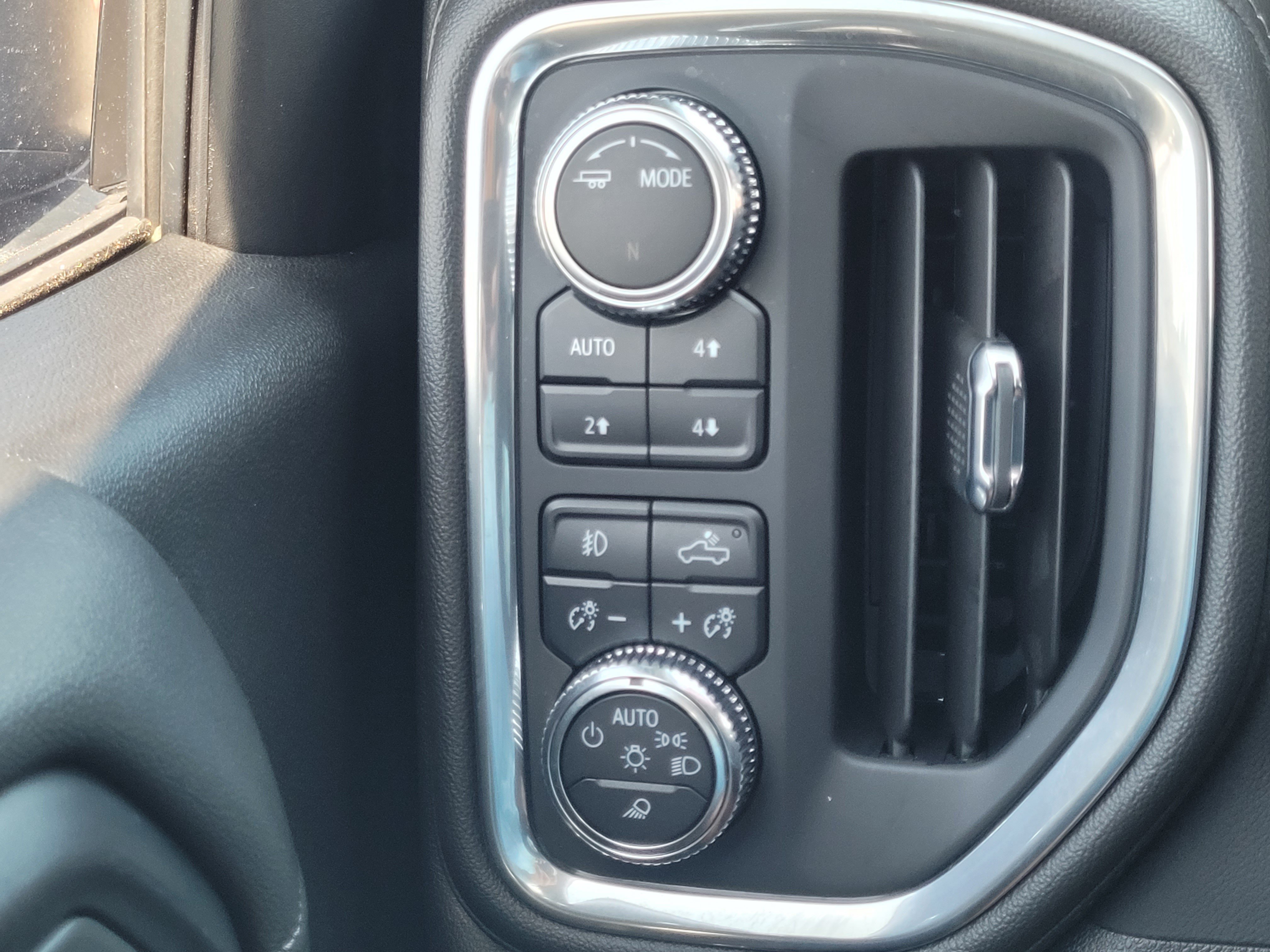 Used 2022 GMC Sierra 1500 Denali AWD/4WD image 19