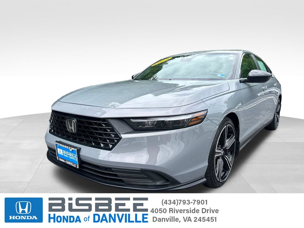 Used 2025 Honda Accord Sport image 1