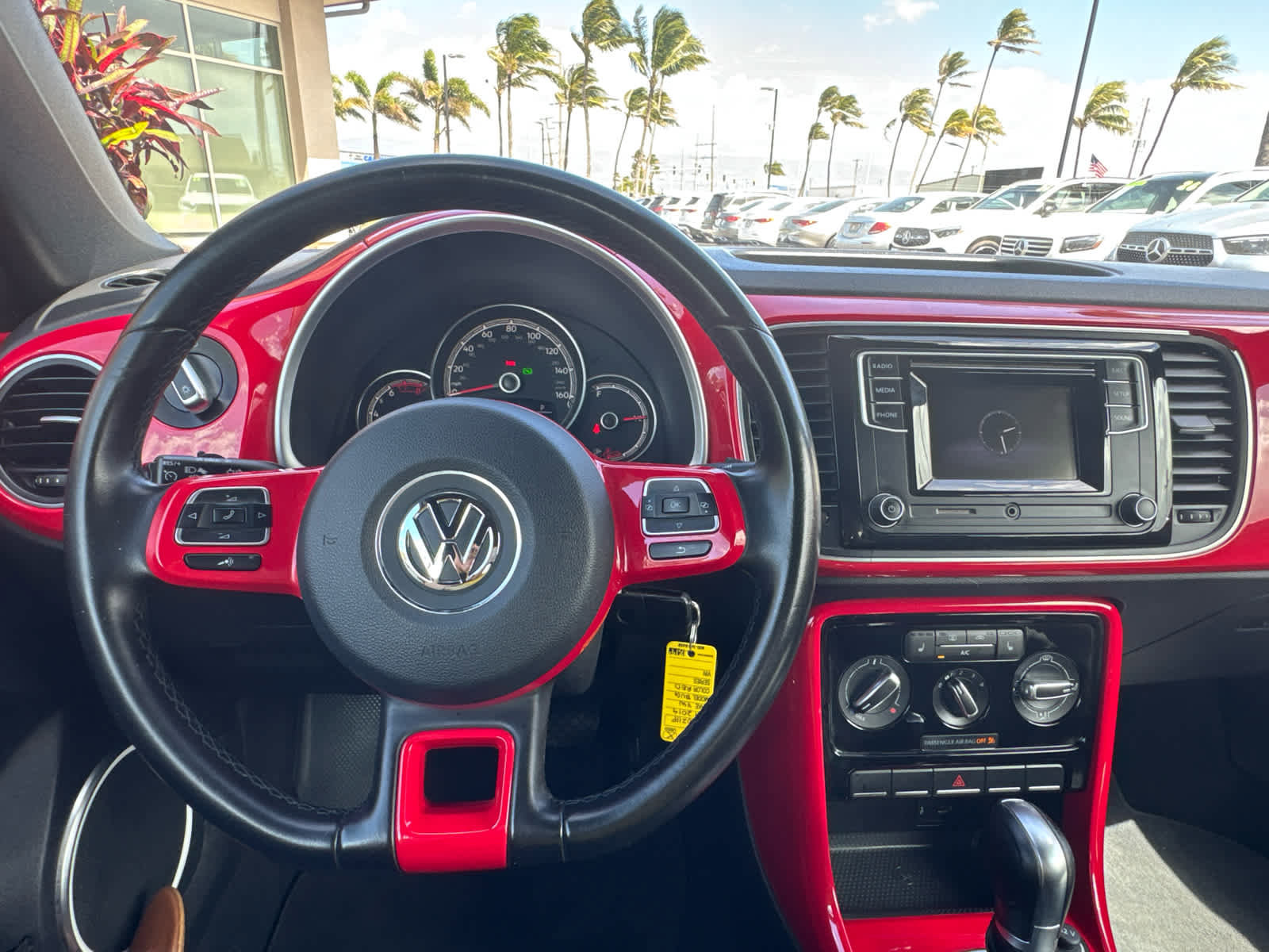 Used 2019 Volkswagen Beetle 2.0T S FWD image 19