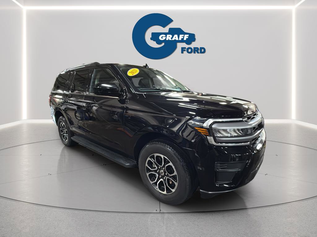Used 2023 Ford Expedition XLT image 10