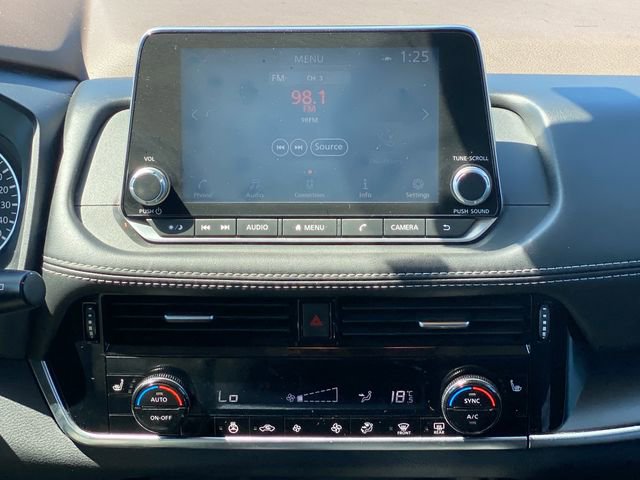 Used 2021 Nissan Rogue SV AWD/4WD image 24