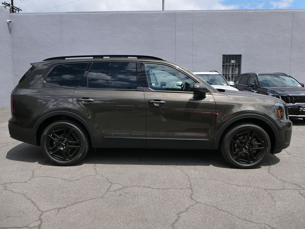 Used 2024 Kia Telluride EX X-Line AWD/4WD image 2