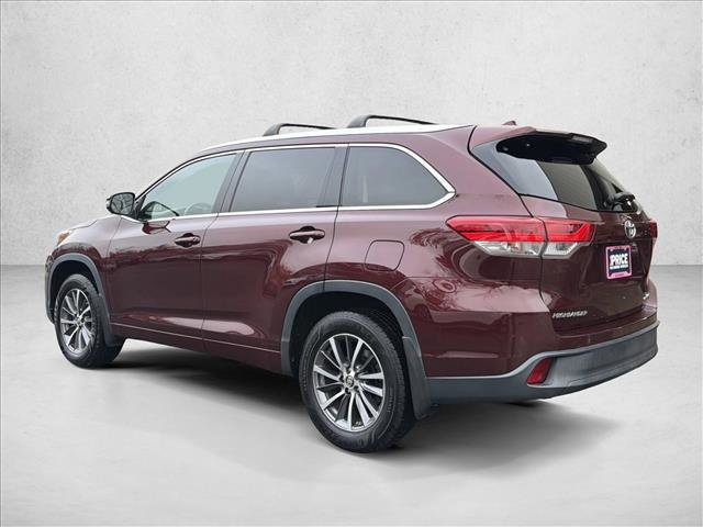 Used 2018 Toyota Highlander XLE image 7