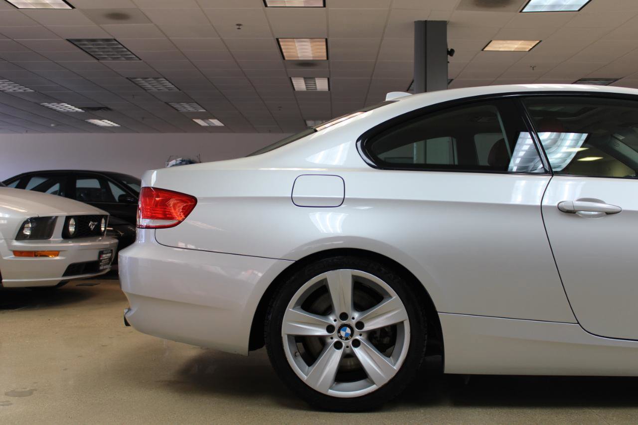 Used 2009 BMW 335i Coupe image 24