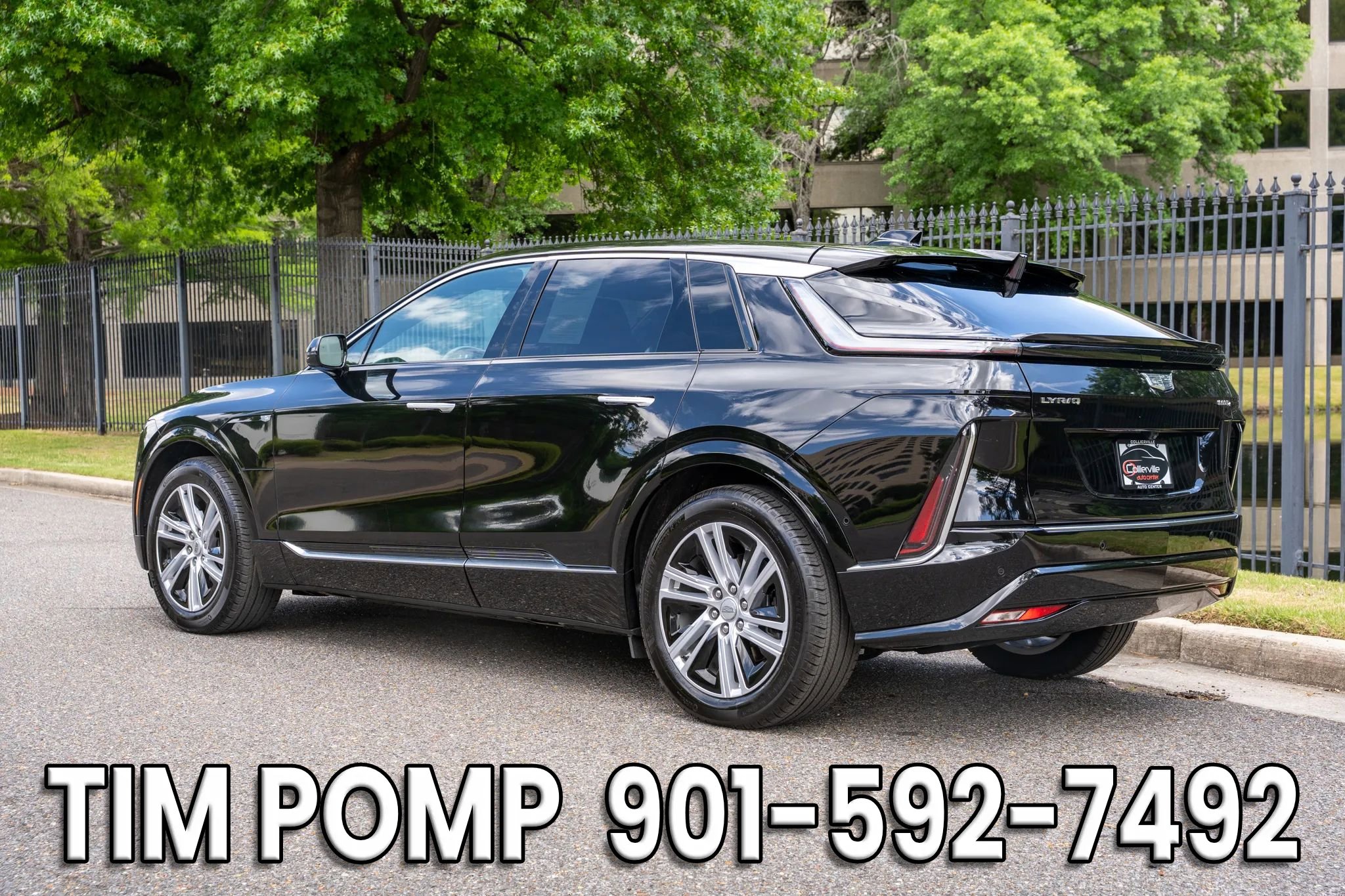 Used 2024 Cadillac Lyriq Tech w/ Driver Assist Package AWD/4WD image 8