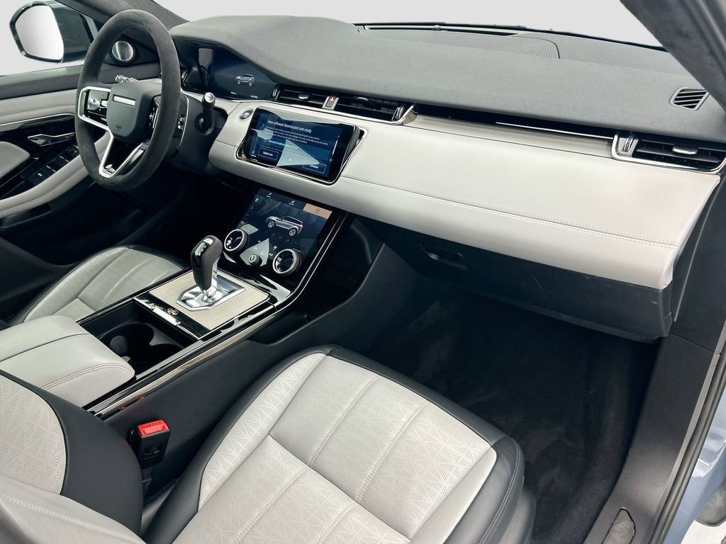 Used 2023 Land Rover Range Rover Evoque HST image 16
