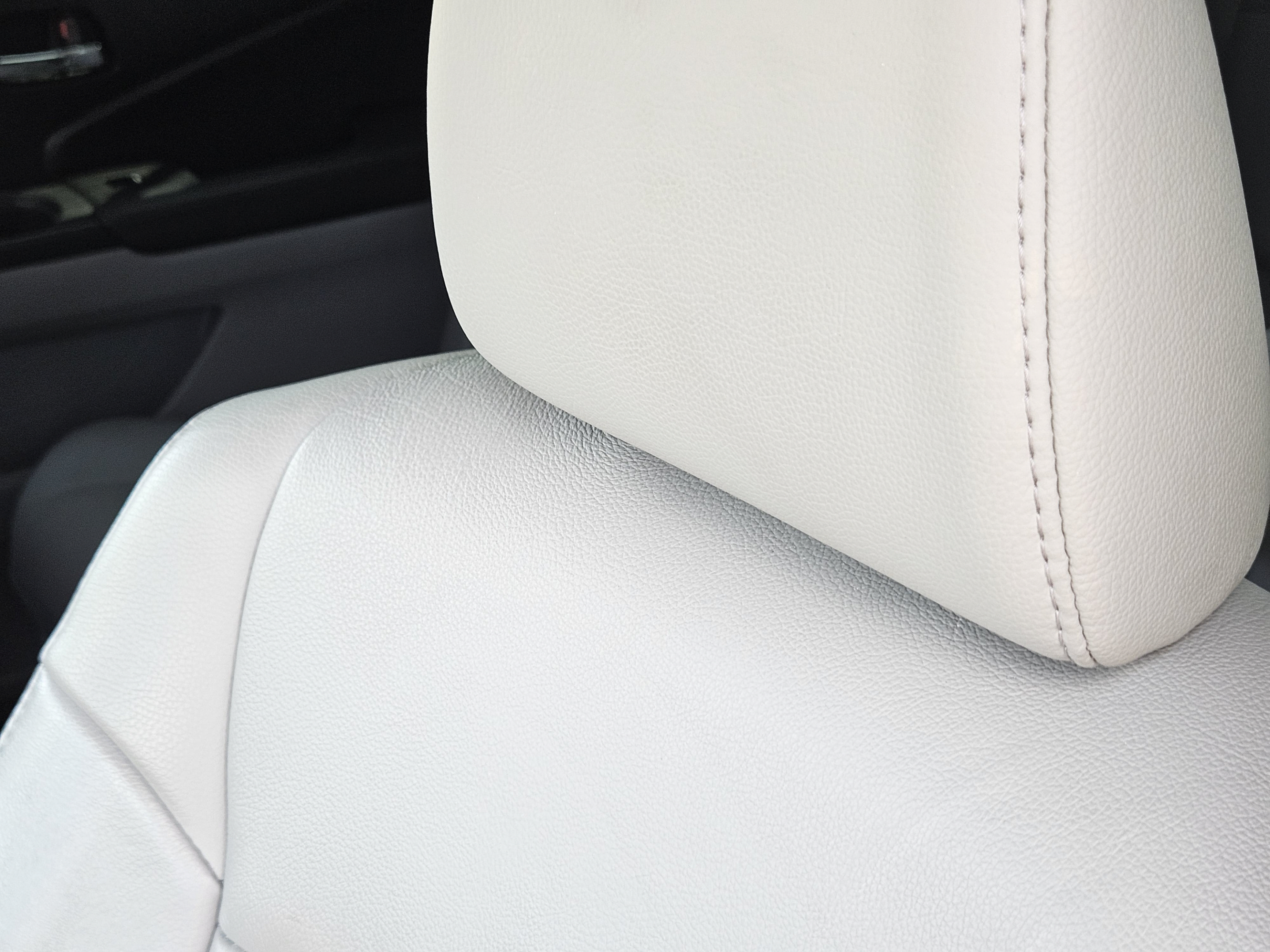 Used 2019 Honda Pilot Touring image 7