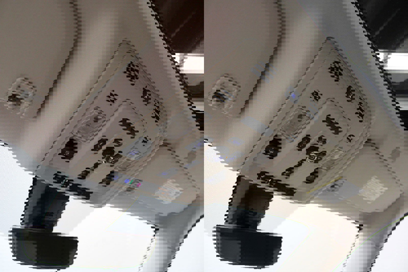 Used 2022 GMC Yukon Denali w/ Denali Premium Package image 29