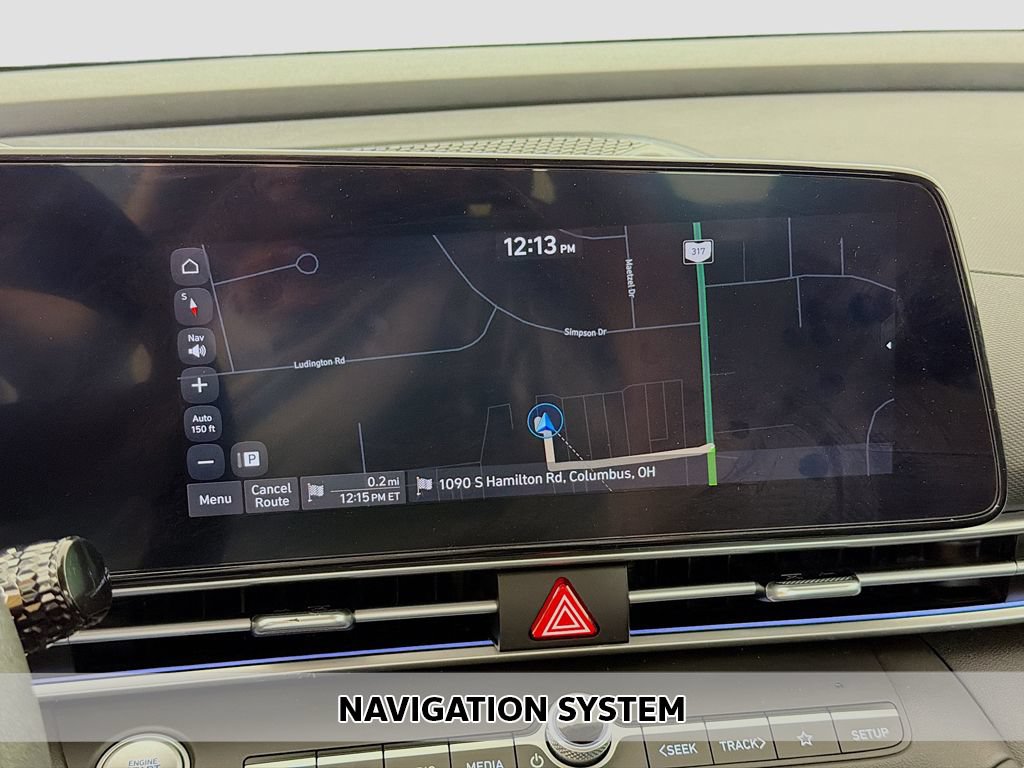 Used 2024 Hyundai Elantra SEL FWD image 3