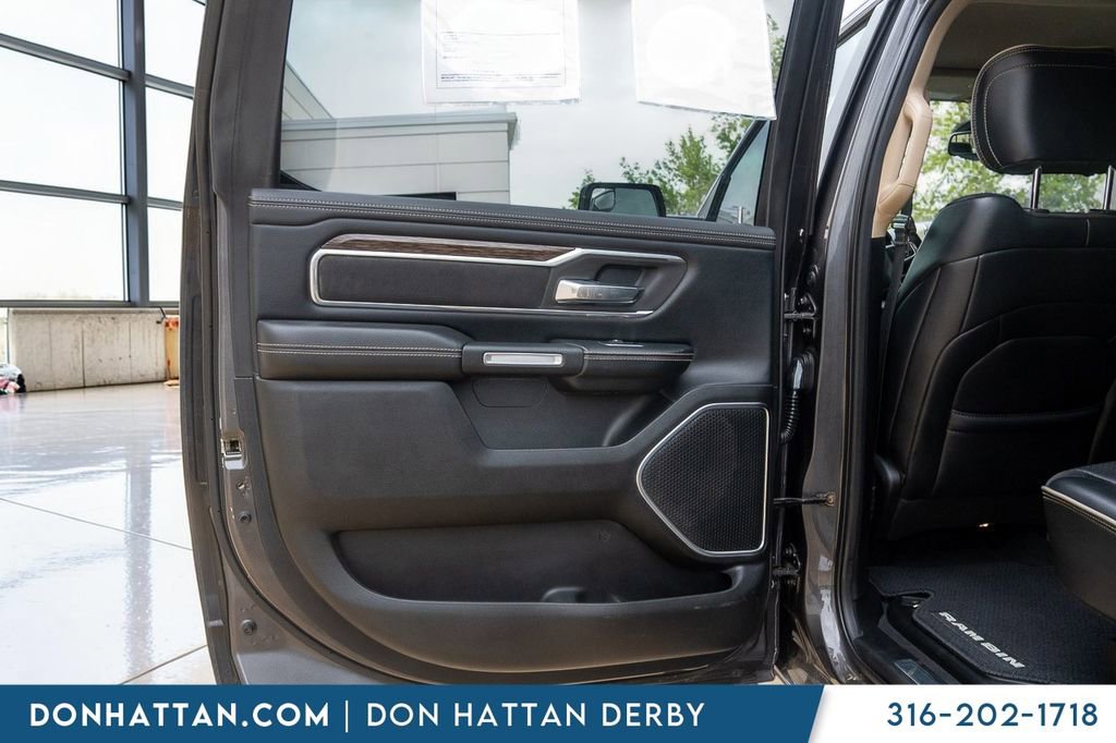 Used 2019 RAM 1500 Laramie AWD/4WD image 19